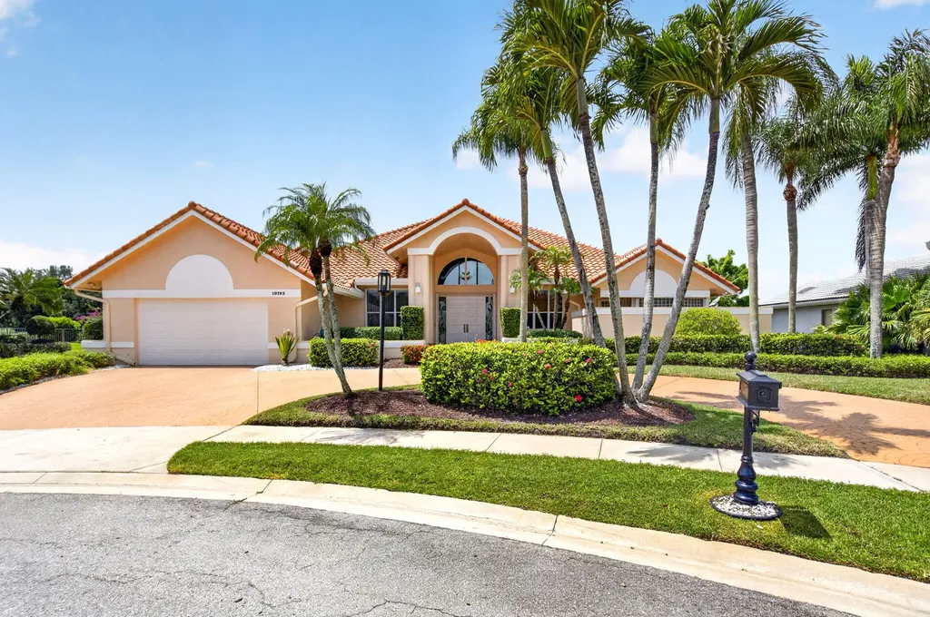 10192 Shireoaks Lane Boca Raton FL 33498