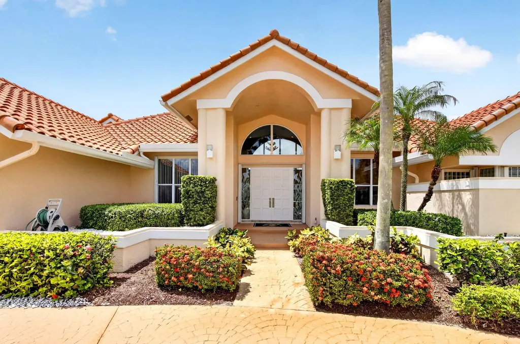 10192 Shireoaks Lane Boca Raton FL 33498