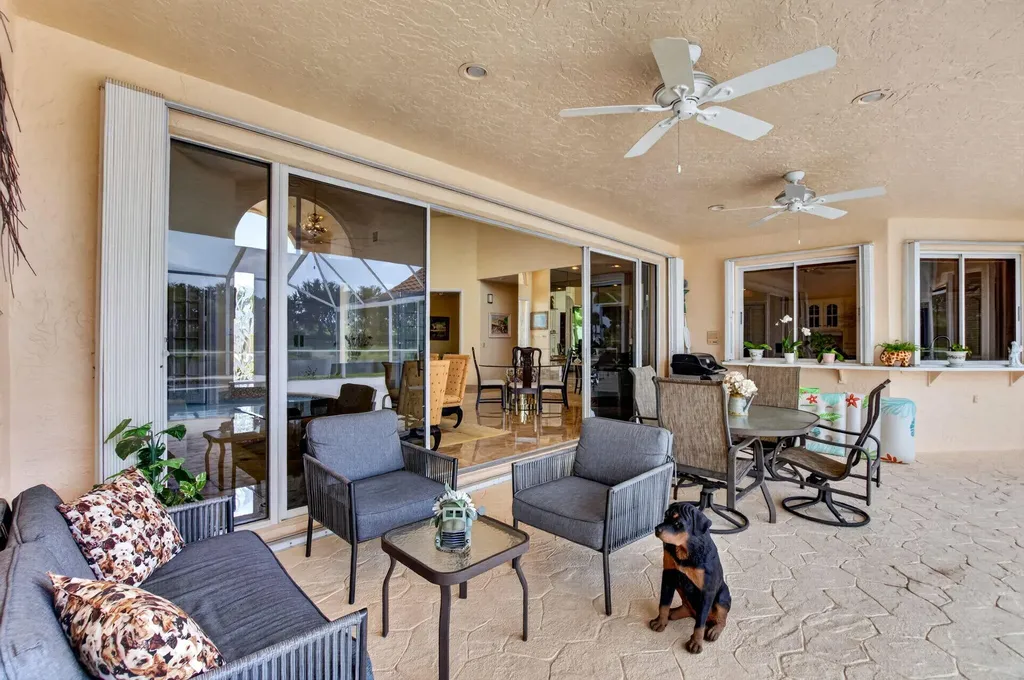 10192 Shireoaks Lane Boca Raton FL 33498