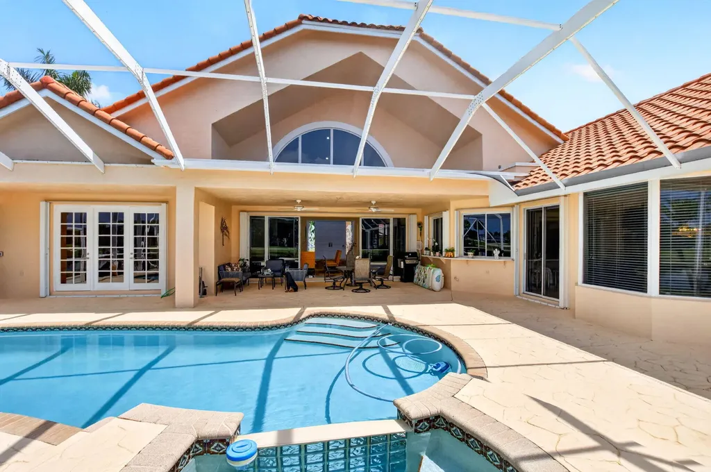 10192 Shireoaks Lane Boca Raton FL 33498