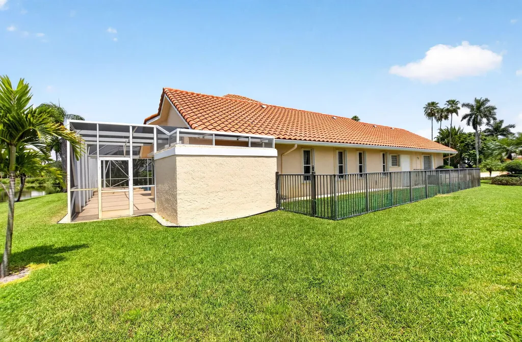10192 Shireoaks Lane Boca Raton FL 33498