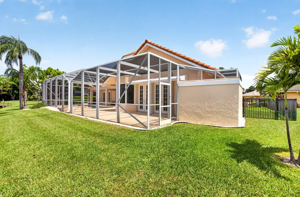 10192 Shireoaks Lane Boca Raton FL 33498