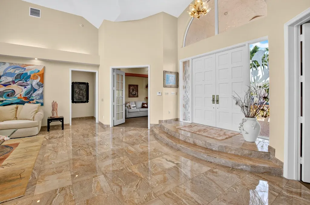 10192 Shireoaks Lane Boca Raton FL 33498