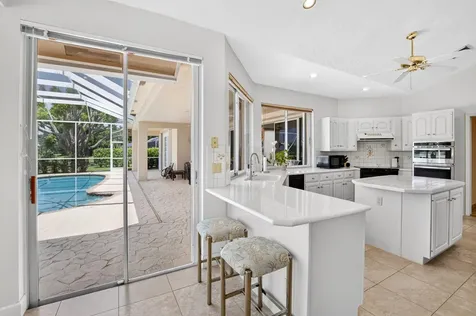 10192 Shireoaks Lane Boca Raton FL 33498