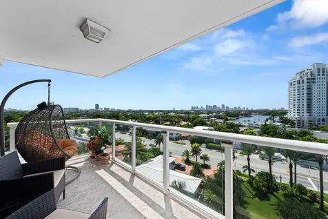 3000 Holiday Drive Fort Lauderdale FL 33316