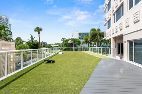 3000 Holiday Drive Fort Lauderdale FL 33316