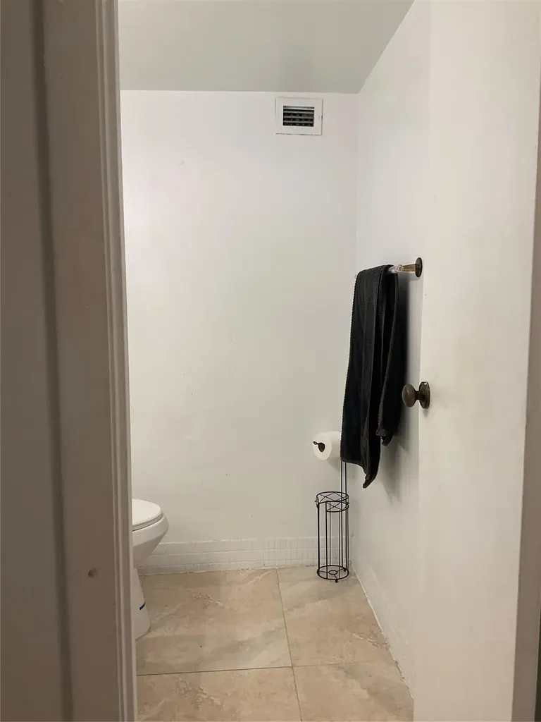 6201 N Falls Circle Drive Lauderhill FL 33319
