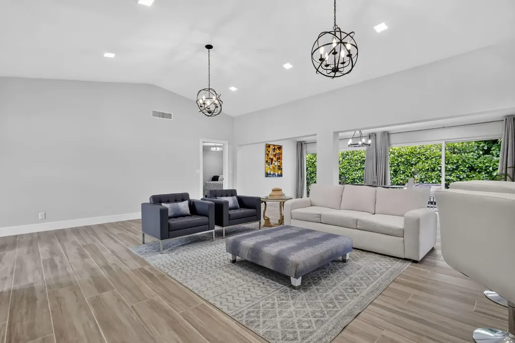 10723 Greentrail Drive S Boynton Beach FL 33436