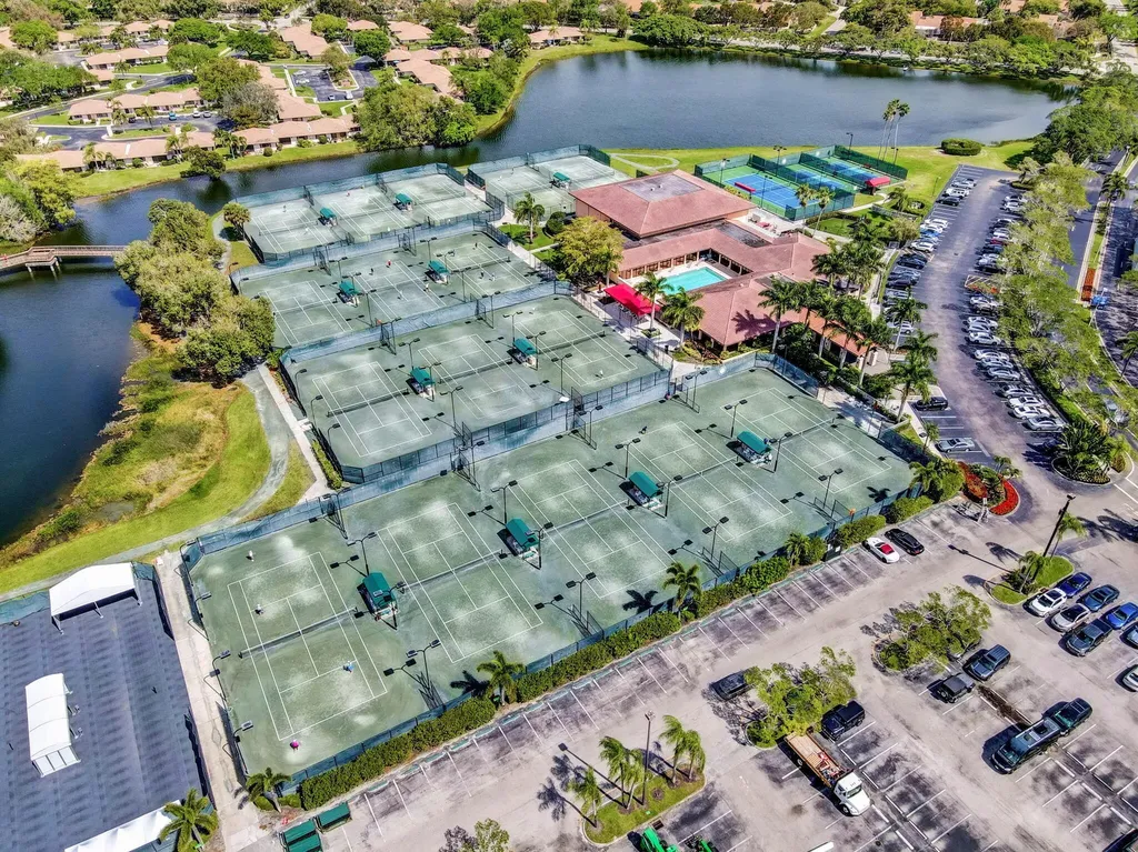 1602 Rosewood Way Palm Beach Gardens FL 33418