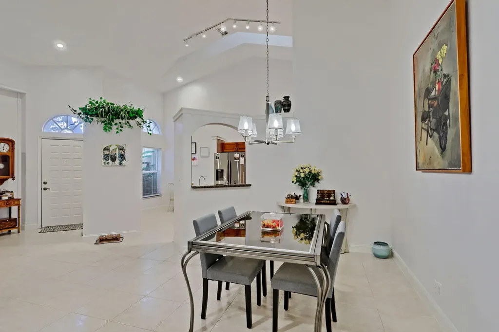 1602 Rosewood Way Palm Beach Gardens FL 33418