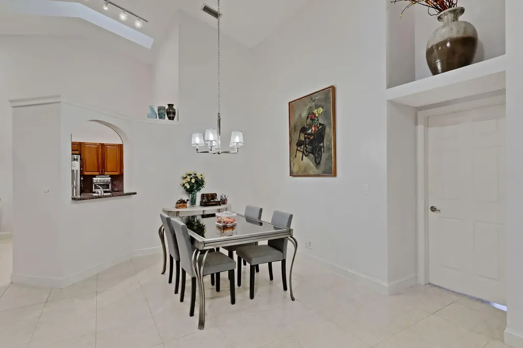 1602 Rosewood Way Palm Beach Gardens FL 33418