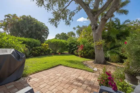1602 Rosewood Way Palm Beach Gardens FL 33418