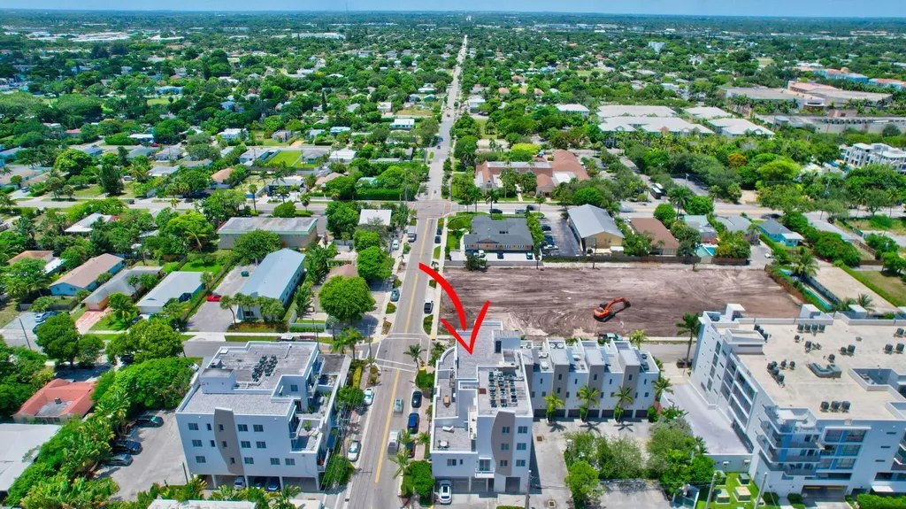 111 SE 2nd Street Delray Beach FL 33444