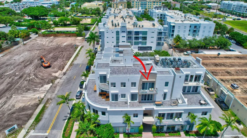 111 SE 2nd Street Delray Beach FL 33444