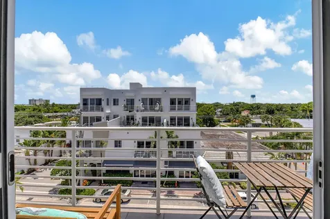 111 SE 2nd Street Delray Beach FL 33444