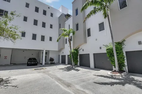111 SE 2nd Street Delray Beach FL 33444