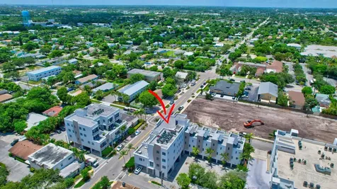 111 SE 2nd Street Delray Beach FL 33444