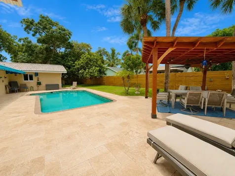 32 SW 14th Avenue Boca Raton FL 33486