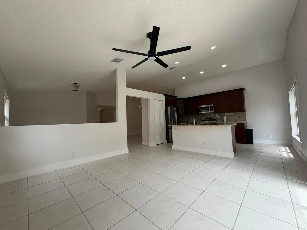 3386 Treasure Lane Margate FL 33063