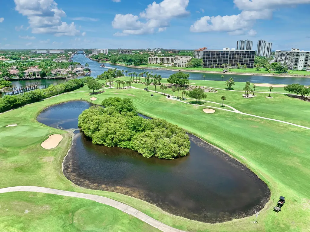 374 Golfview Road North Palm Beach FL 33408