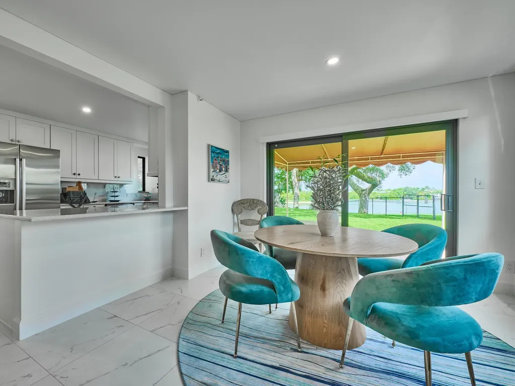 374 Golfview Road North Palm Beach FL 33408