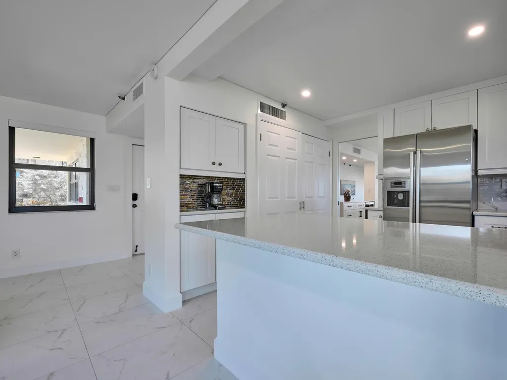 374 Golfview Road North Palm Beach FL 33408