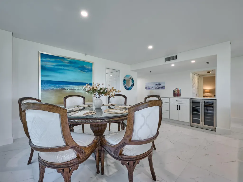 374 Golfview Road North Palm Beach FL 33408