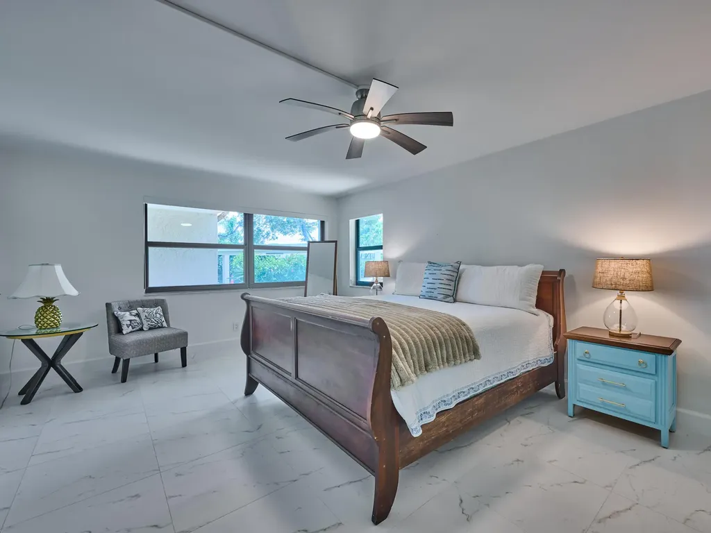 374 Golfview Road North Palm Beach FL 33408