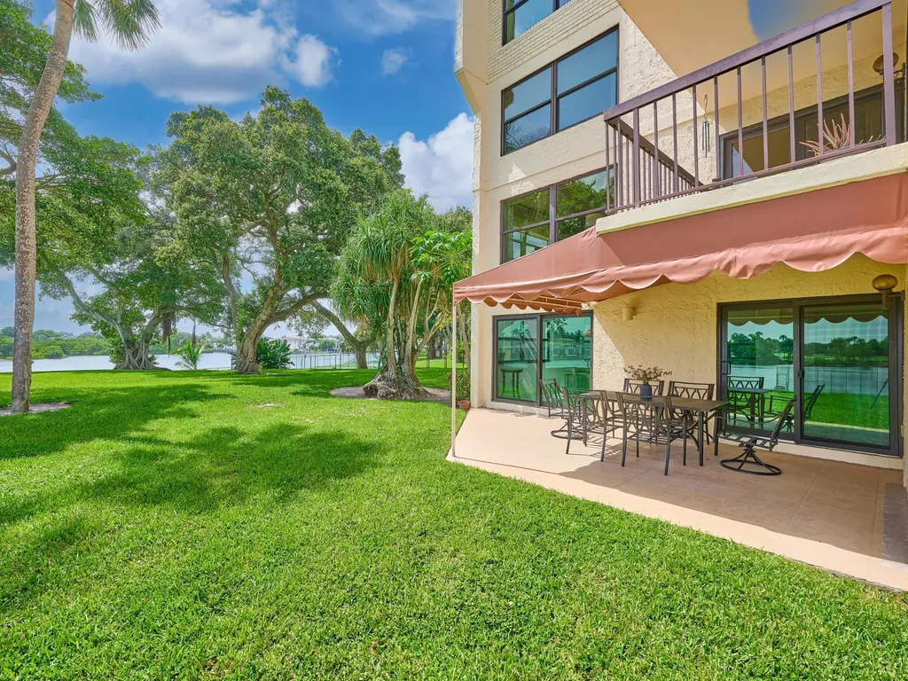 374 Golfview Road North Palm Beach FL 33408
