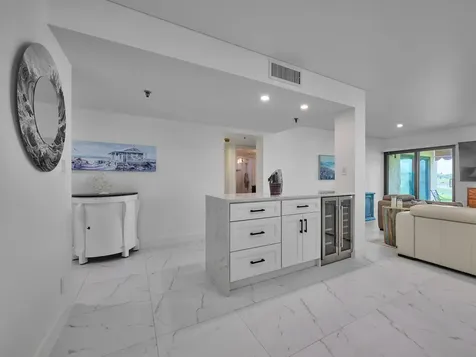374 Golfview Road North Palm Beach FL 33408