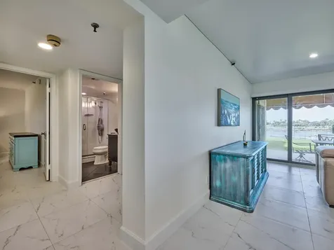 374 Golfview Road North Palm Beach FL 33408
