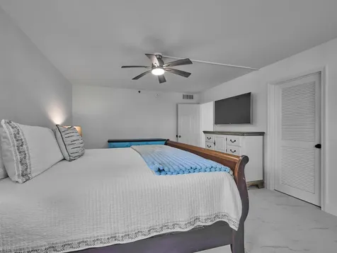 374 Golfview Road North Palm Beach FL 33408