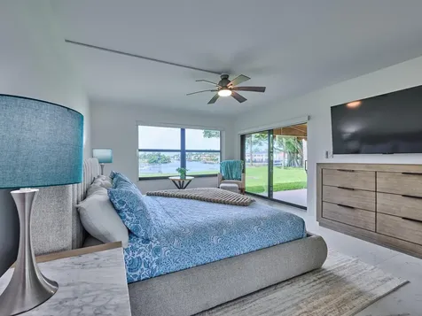 374 Golfview Road North Palm Beach FL 33408