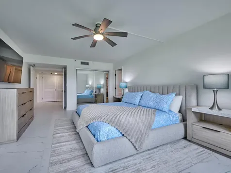 374 Golfview Road North Palm Beach FL 33408