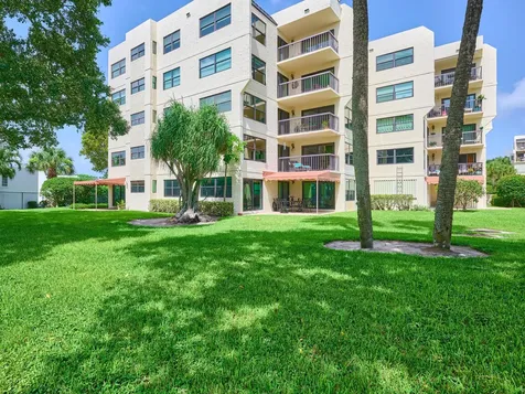 374 Golfview Road North Palm Beach FL 33408