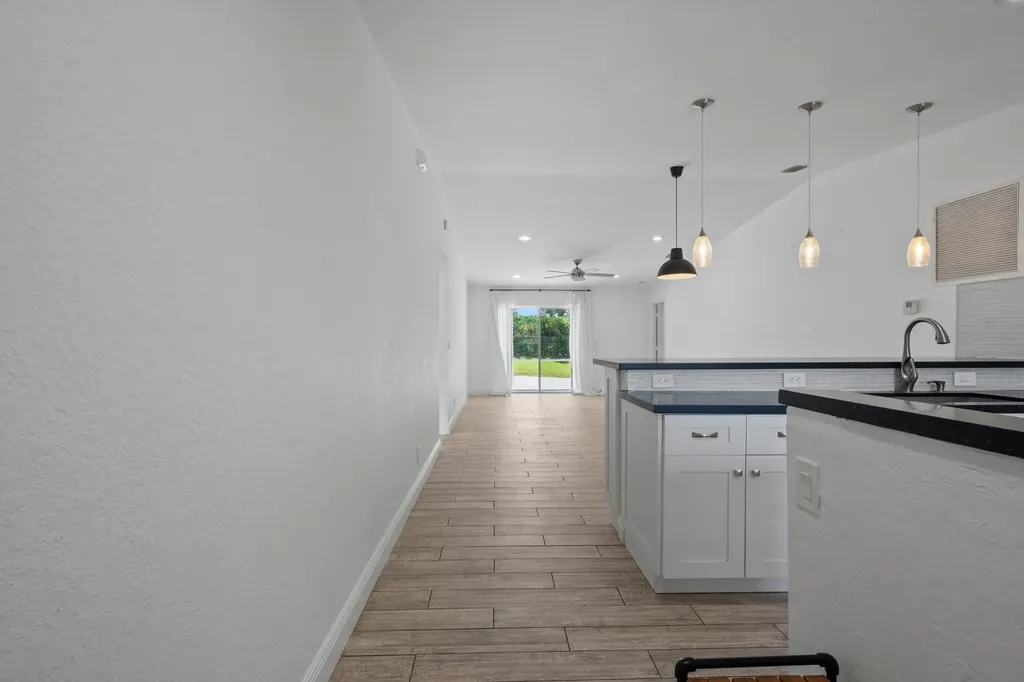 3800 Miramontes Circle Wellington FL 33414