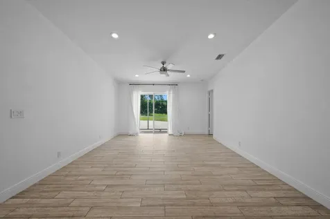 3800 Miramontes Circle Wellington FL 33414
