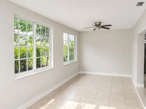 4827 NW 43rd Court Lauderdale Lakes FL 33319