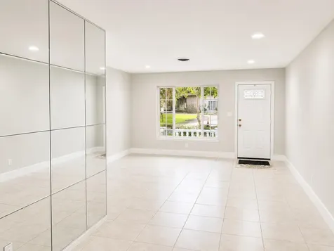 4827 NW 43rd Court Lauderdale Lakes FL 33319