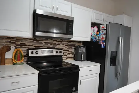 2941 NW 7th Court Fort Lauderdale FL 33311