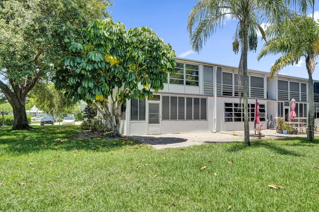 48 Newport C Court Deerfield Beach FL 33442