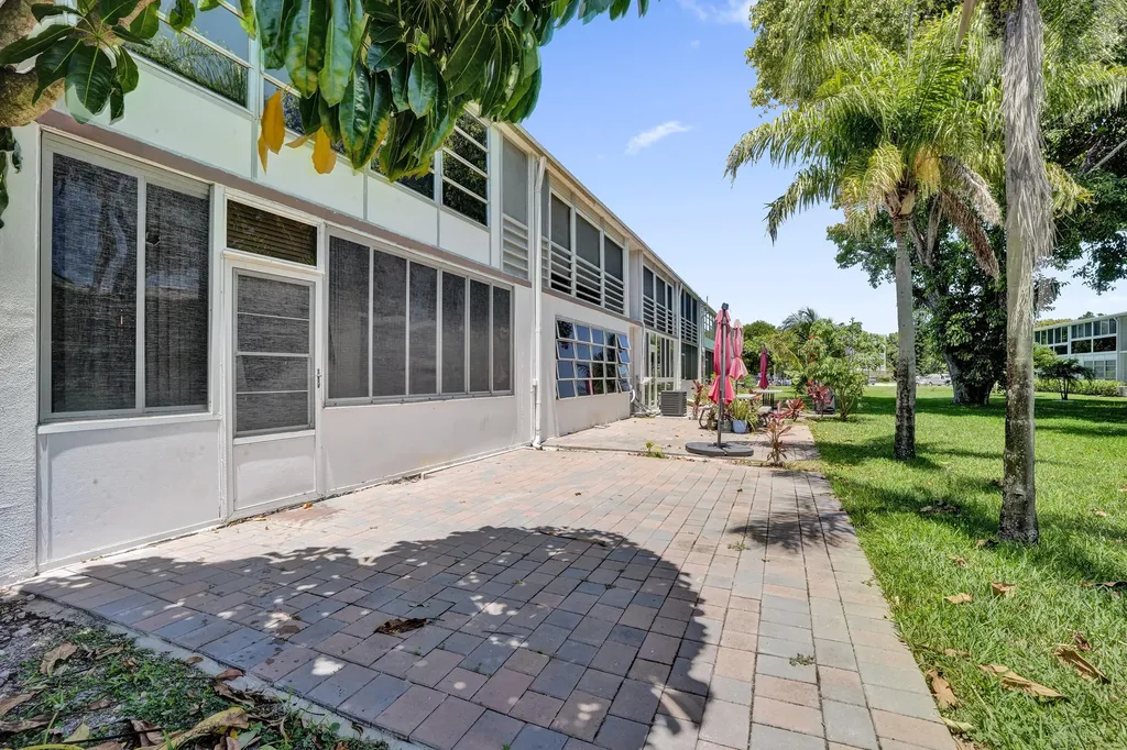 48 Newport C Court Deerfield Beach FL 33442