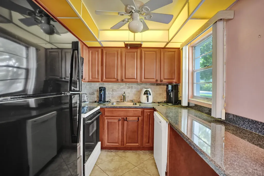 48 Newport C Court Deerfield Beach FL 33442