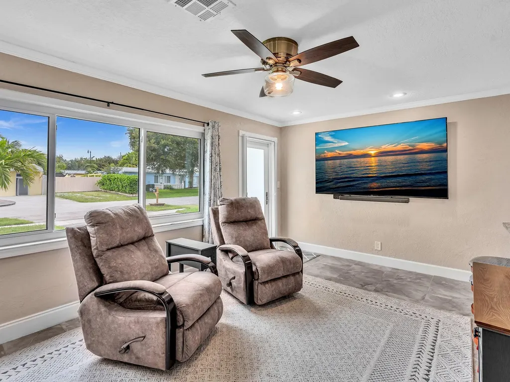 2448 NE 14th Terrace Pompano Beach FL 33064