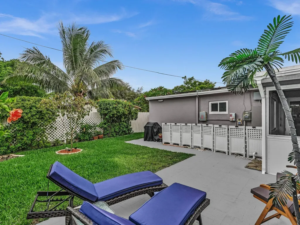 2448 NE 14th Terrace Pompano Beach FL 33064
