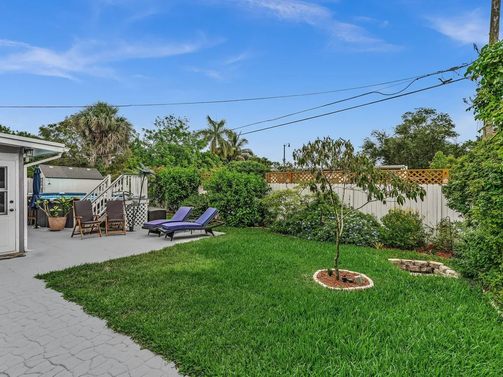 2448 NE 14th Terrace Pompano Beach FL 33064