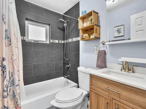 2448 NE 14th Terrace Pompano Beach FL 33064