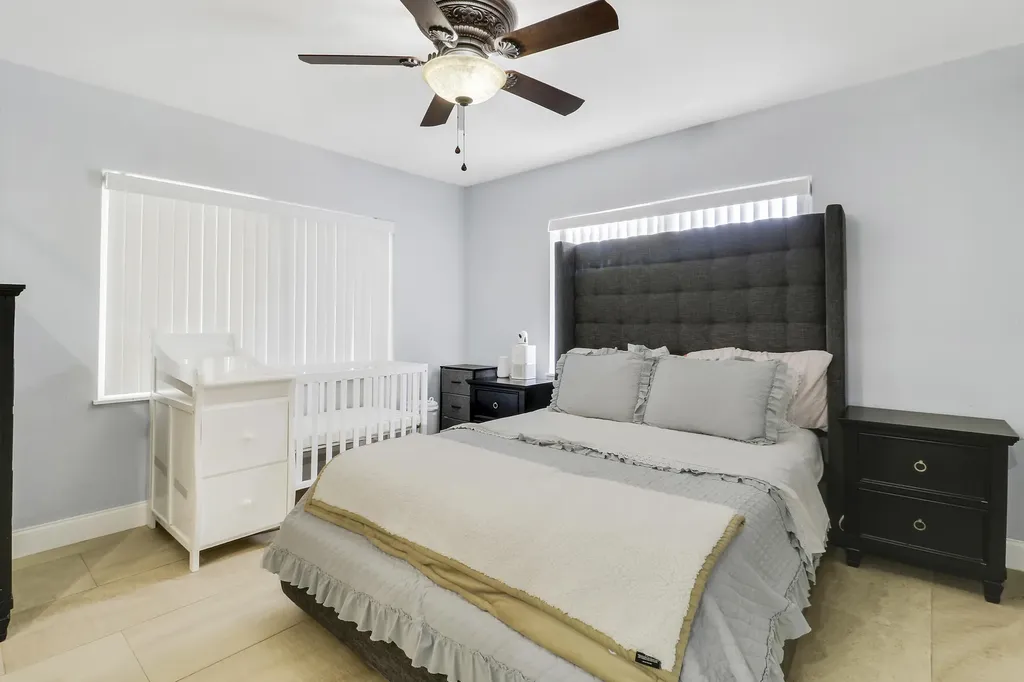 2488 Pineway Drive West Palm Beach FL 33415
