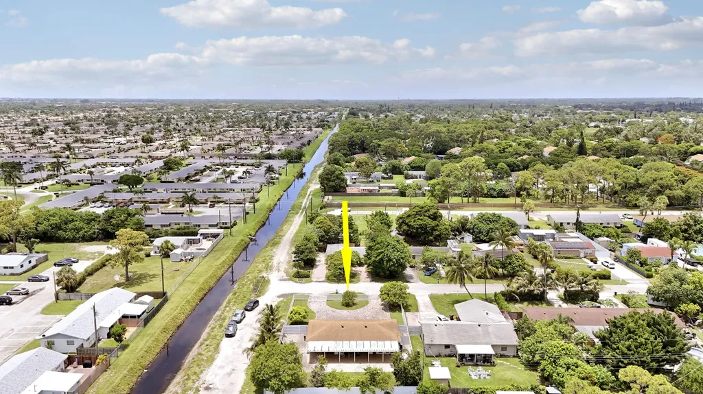 2488 Pineway Drive West Palm Beach FL 33415