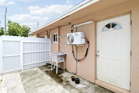 2488 Pineway Drive West Palm Beach FL 33415
